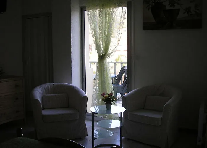 Christiane Cere Appartement *